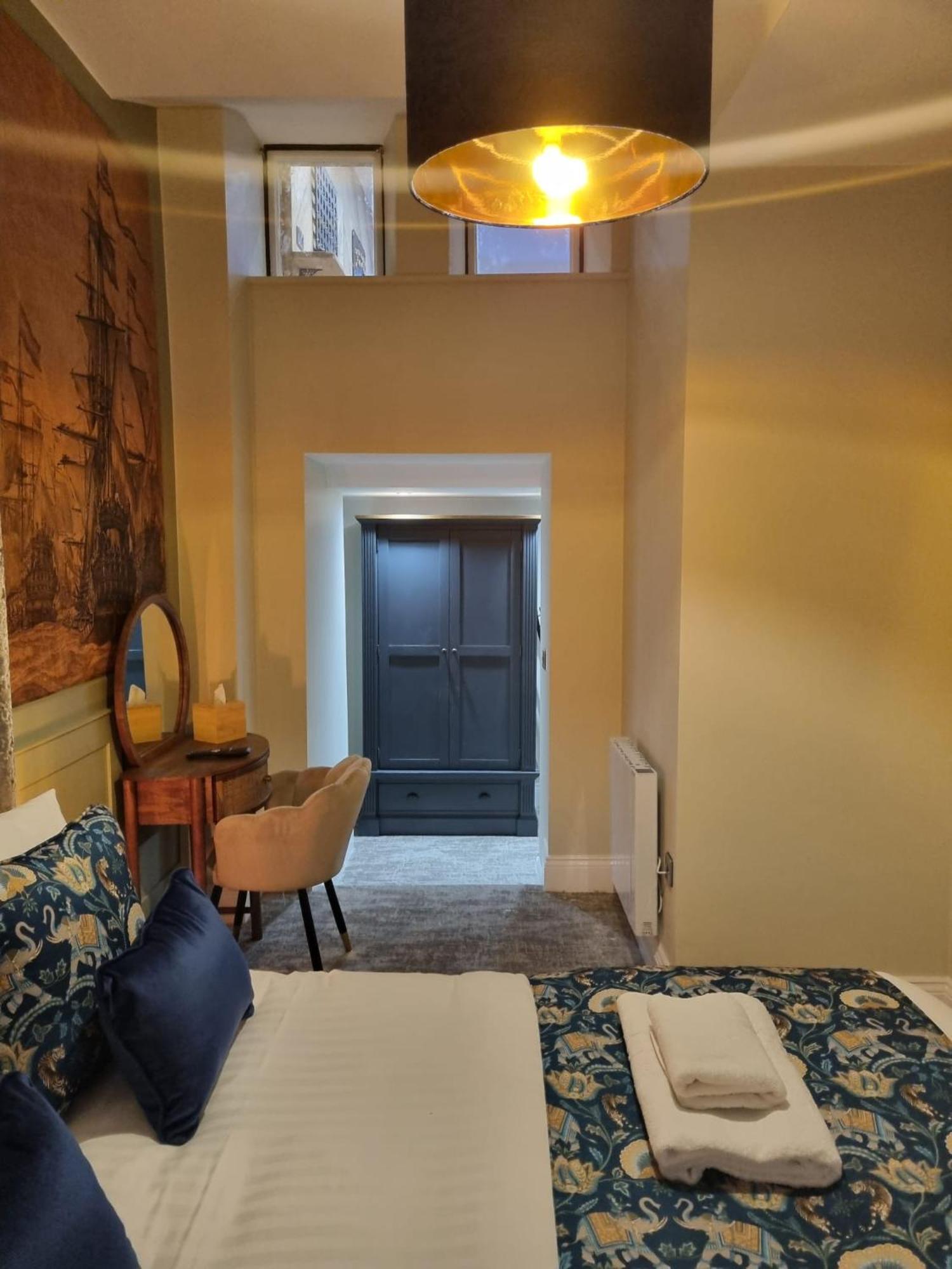 וויטבי The Resolution Hotel מראה חיצוני תמונה