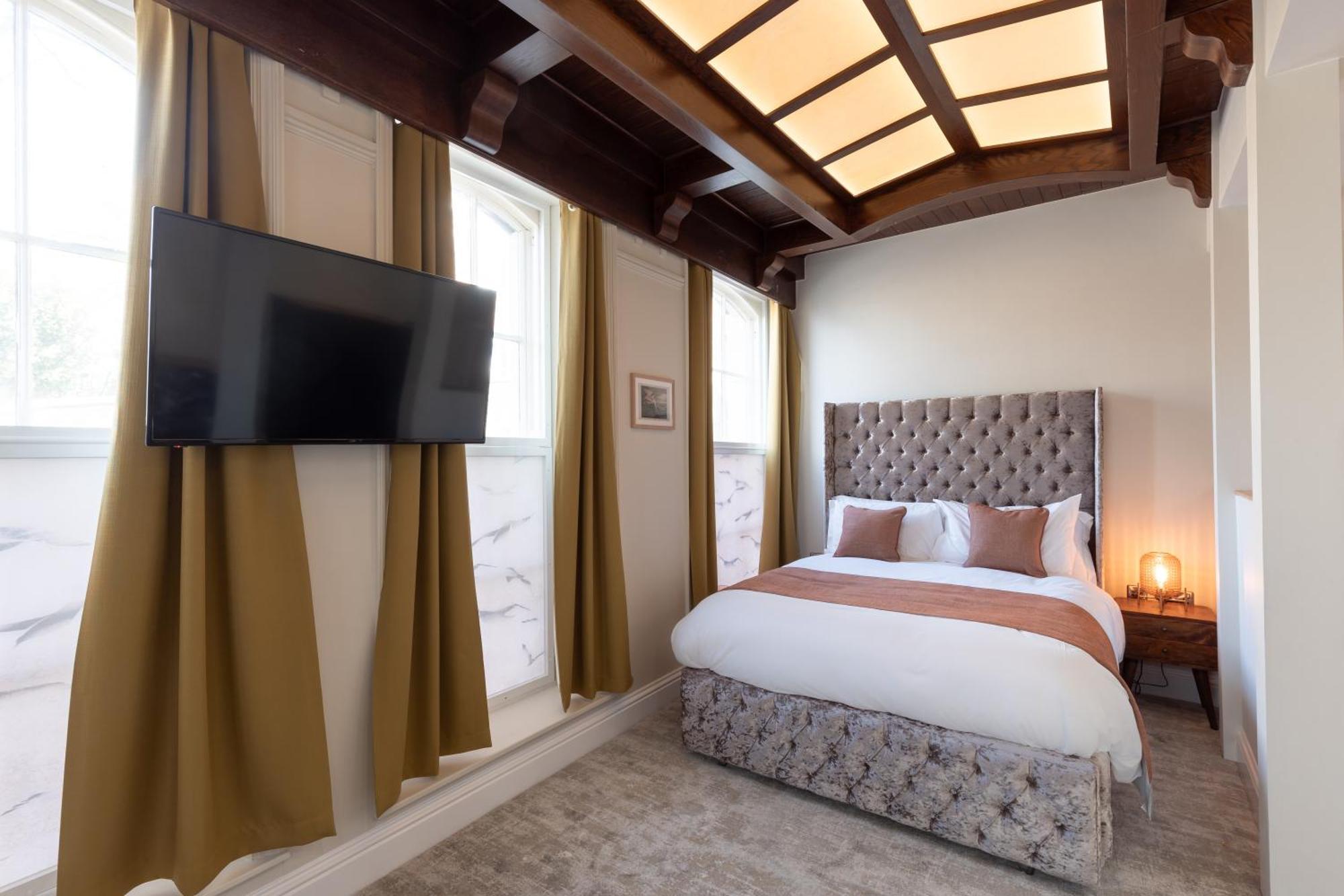 וויטבי The Resolution Hotel מראה חיצוני תמונה